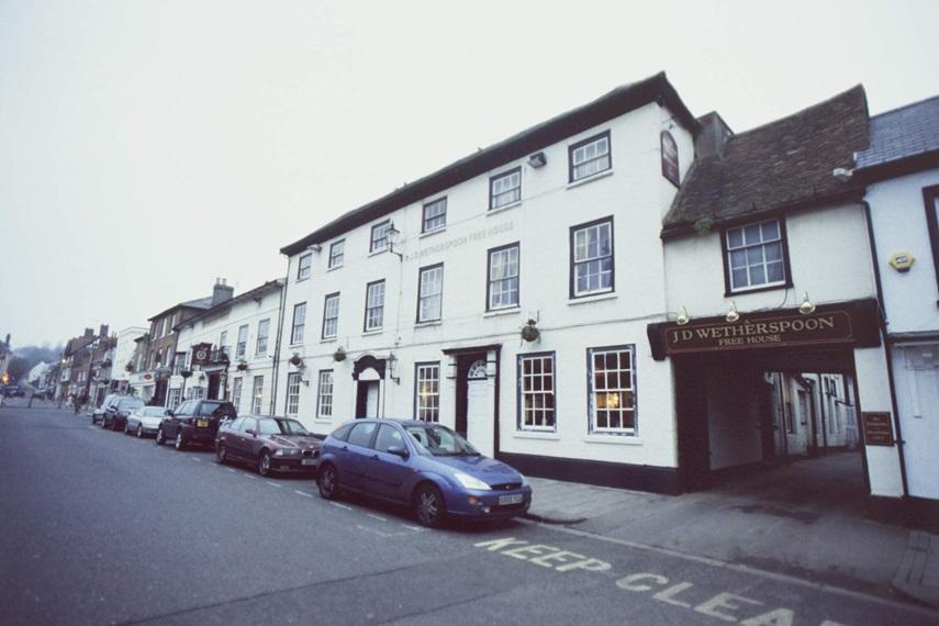 The Catherine Wheel Wetherspoon Hotel Henley-on-Thames ภายนอก รูปภาพ